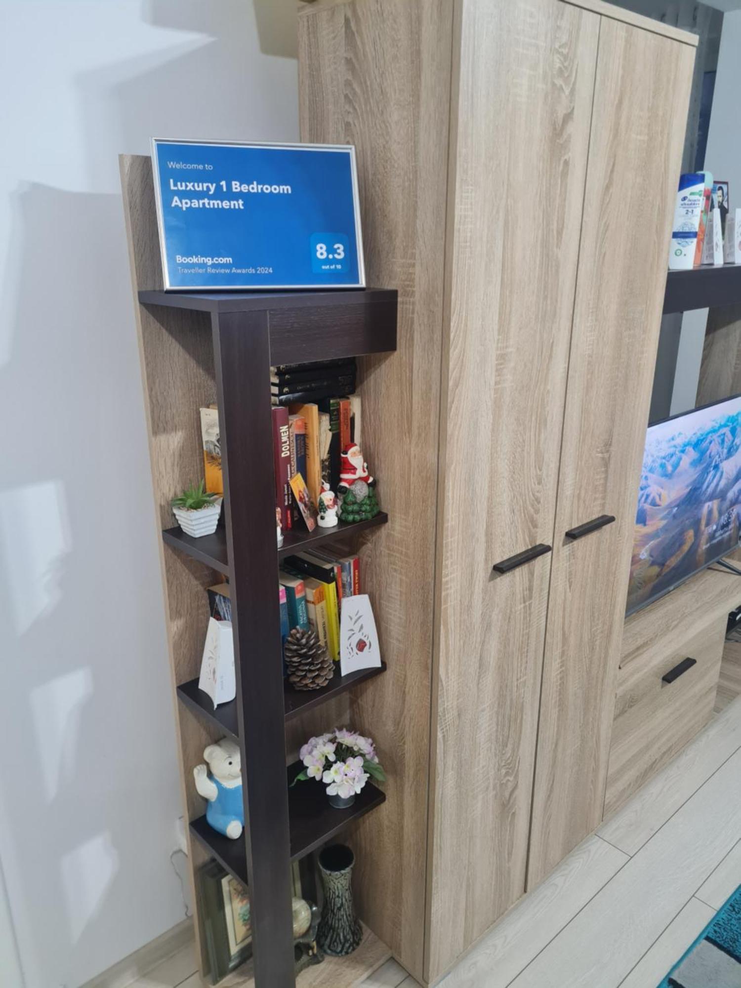 Luxury 1 Bedroom Apartment Roşu Kültér fotó